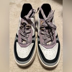 Coach city sole sneaker white and lilac size 8